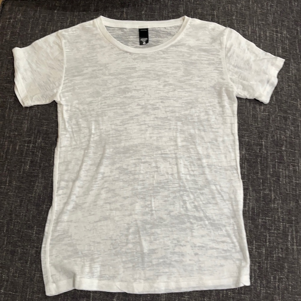 Alternative white shirt